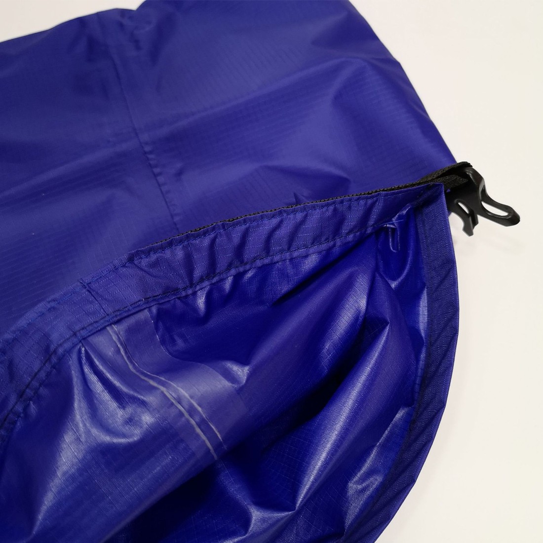 6Piece Waterproof Dry Bag Set Lightweight Rolltop Sacks For Kayaking Camping — image 9