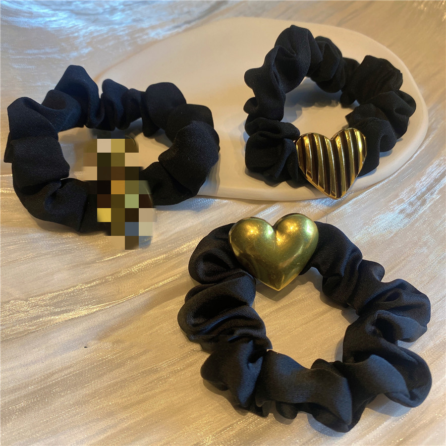 Women's Premium Metal Striped Bear Head Rope Rubber Band