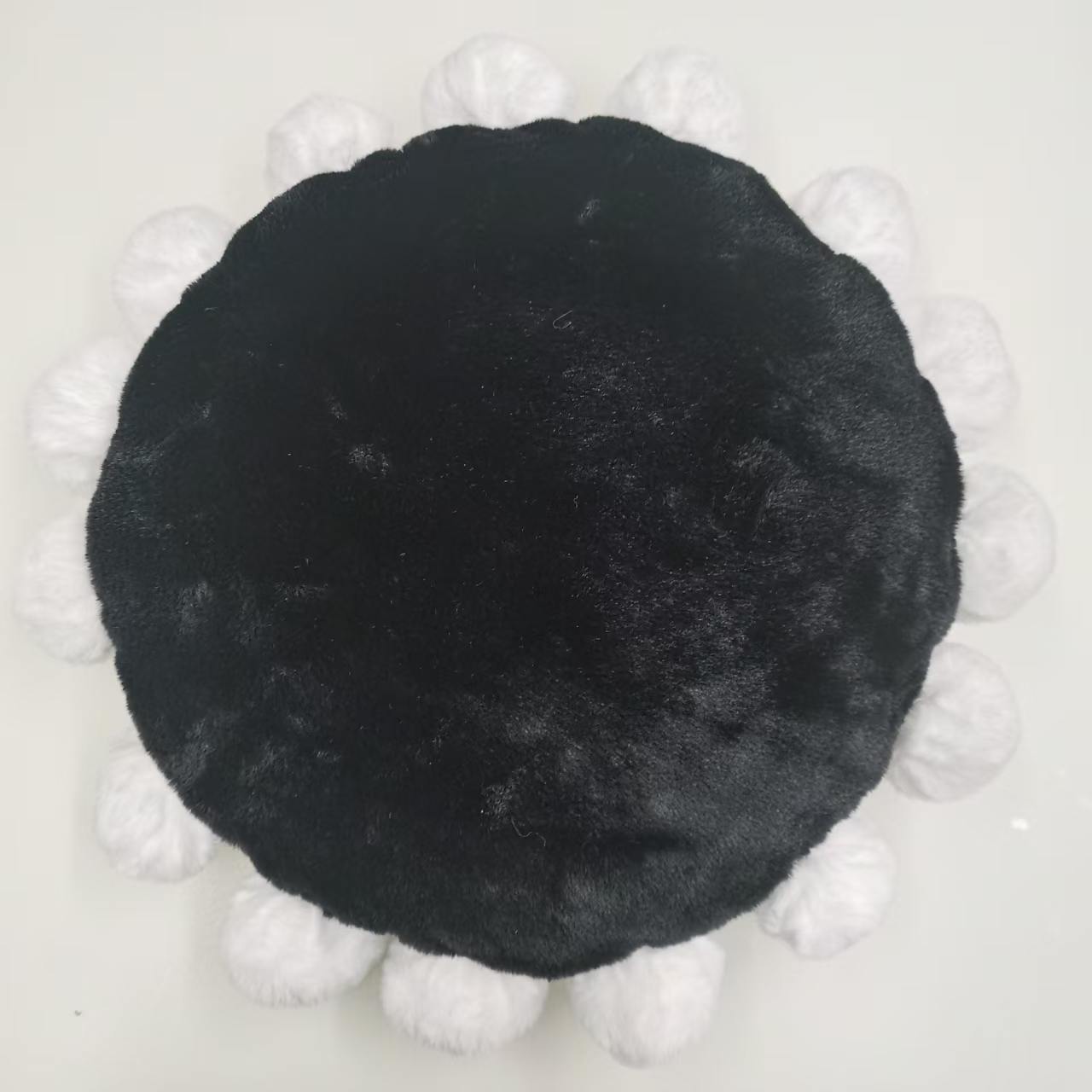 Pernă decorativă rotundă cu pompon – Pernă moale și pufoasă pentru canapea, pat sau cameră