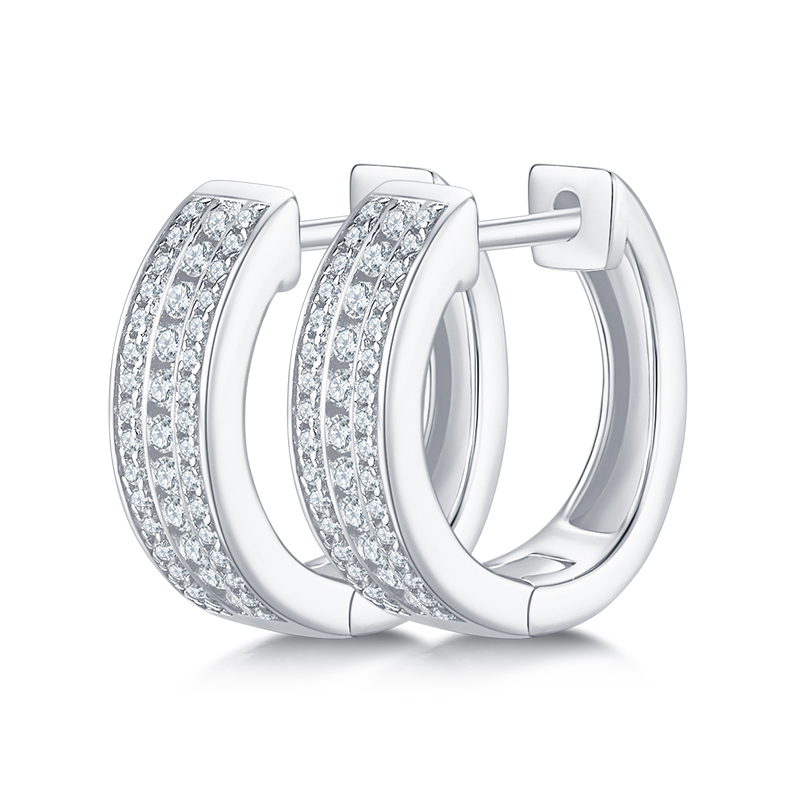 Engraved With Top-quality Moissanite, This Luxurious And Fashionable Minimalist Jewelry Features Silver Earrings And Necklaces. Made Of S925 Silver With Electroplated Platinum.