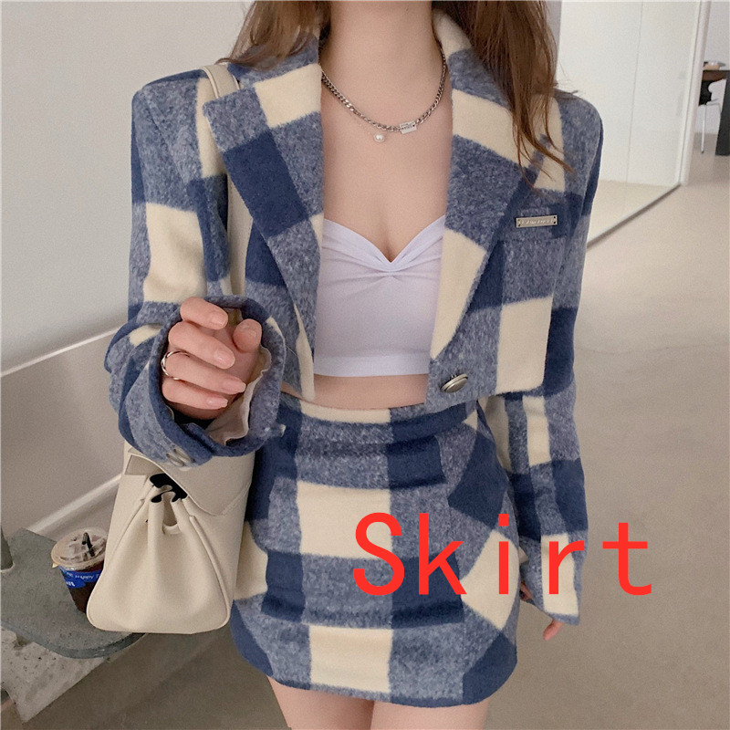 Women's Short Loose Temperament Retro Coat Plaid Woolen Skirt Skirt - Shop at LoveMi