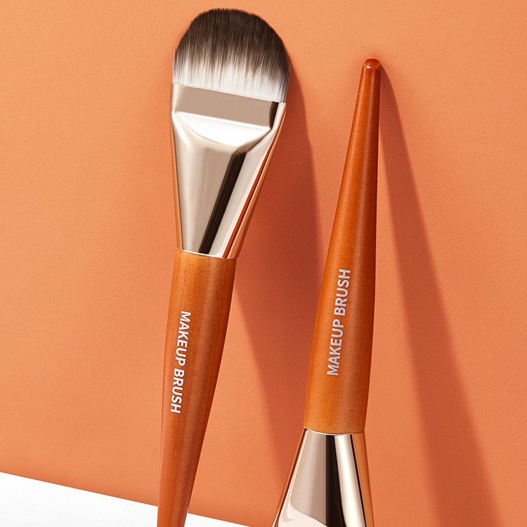 Lightweight Seamless Flat Head Base Makeup Facial Care Brush