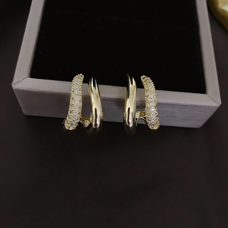 Zircon Geometric Earrings Exquisite Fashion Light Luxury Stud