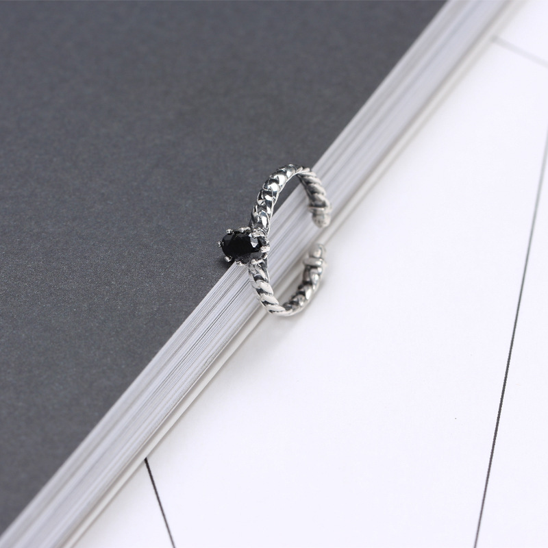 Ring Vintage Egg-shaped Black Zircon Ring Ring