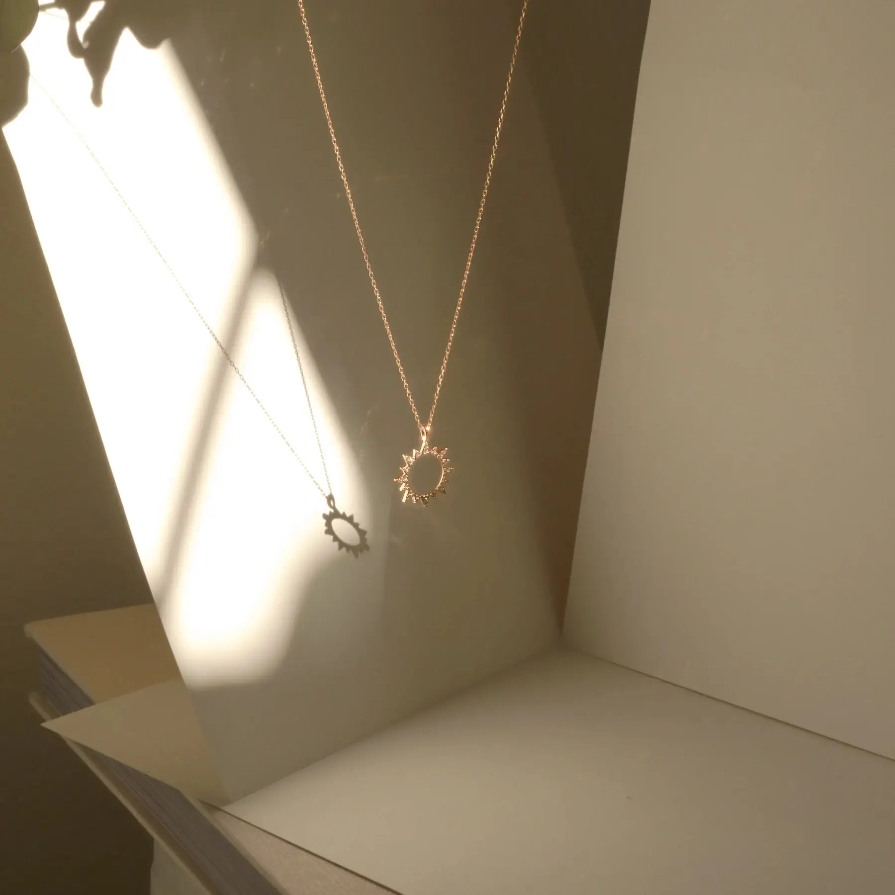 Fashion Minimalist Zircon Sun Necklace