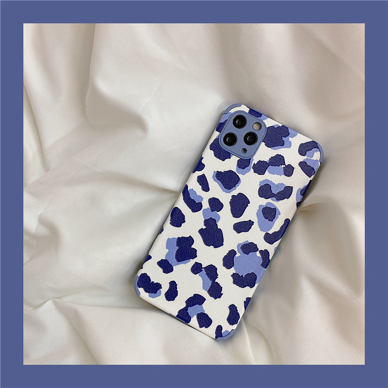 Deep and Light Blue Leopard Pr