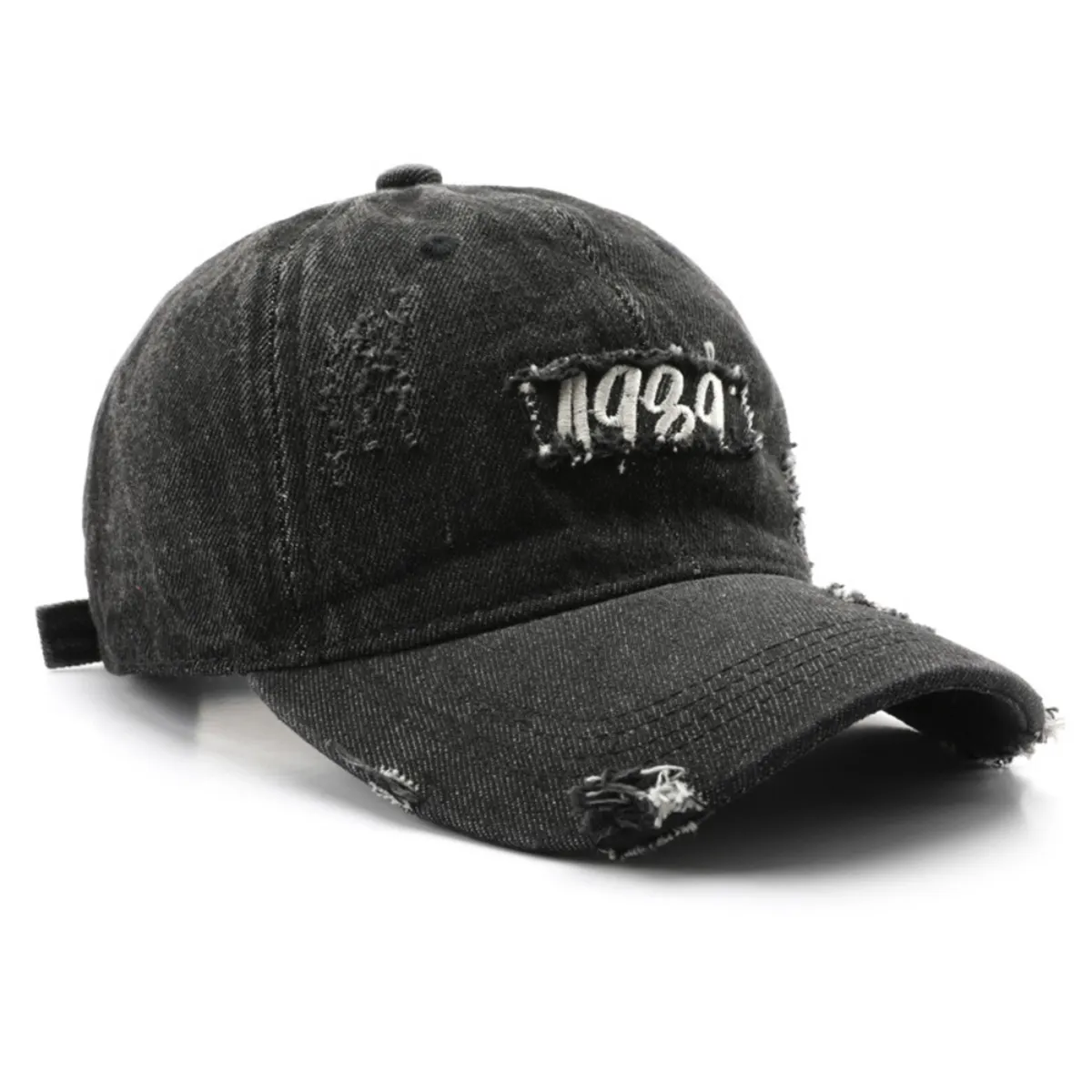 Single-color Embroidered Label With Frayed Edges, Washed