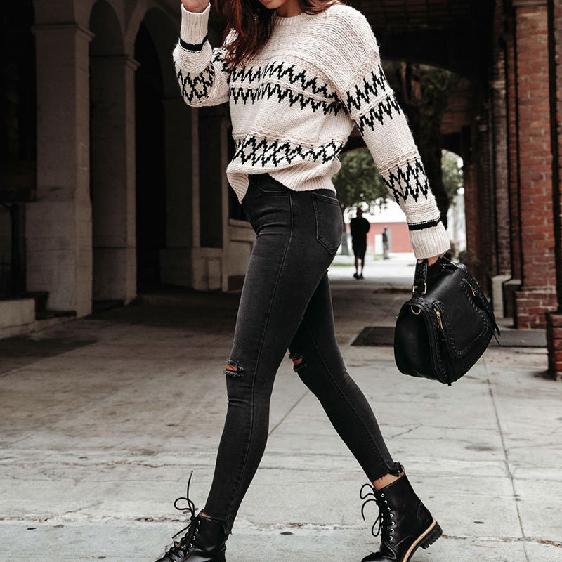 Autumn And Winter Retro Diamond Patterns Knitwear Fashion Large Size Round Neck Sweater