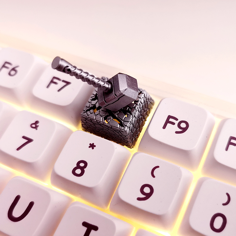 Fashionable Magnetic Light-transmitting 3D Resin Keycaps