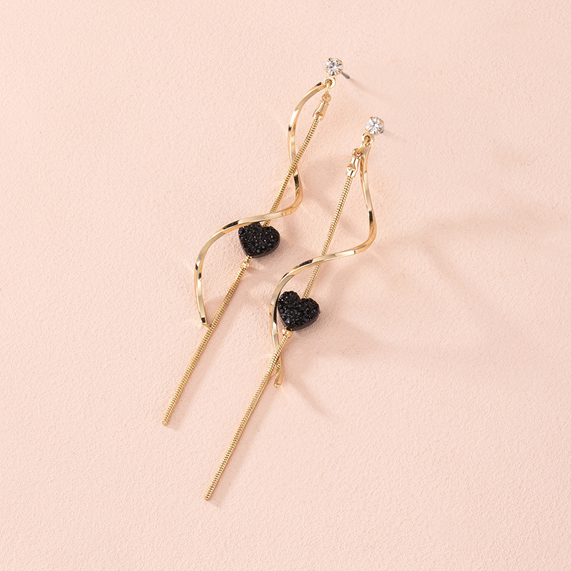 Fashion Women's Exaggerated Bow Metal Earrings