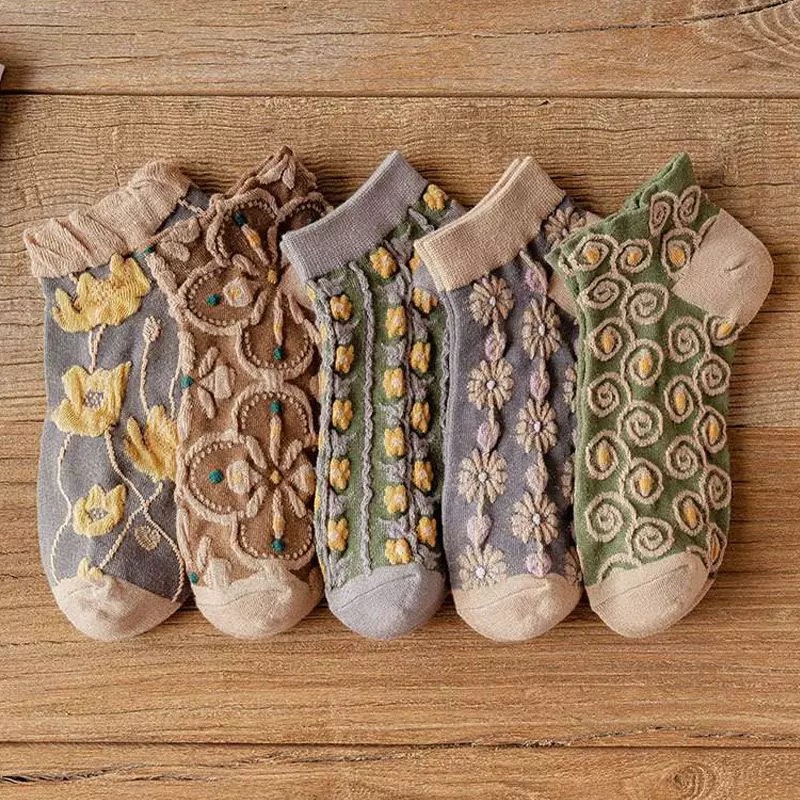 Vintage Floral Embroidery Ankle Socks, Retro Cottagecore Knit Socks With Flower Pattern, Cute Low-Cut Socks For Women