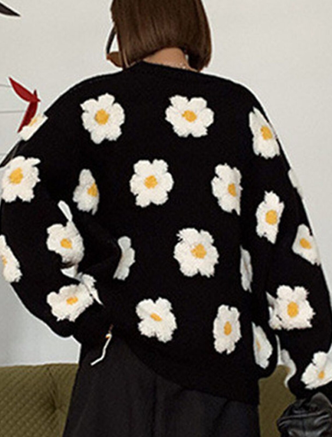 New Three-dimensional Little Daisy Sweater