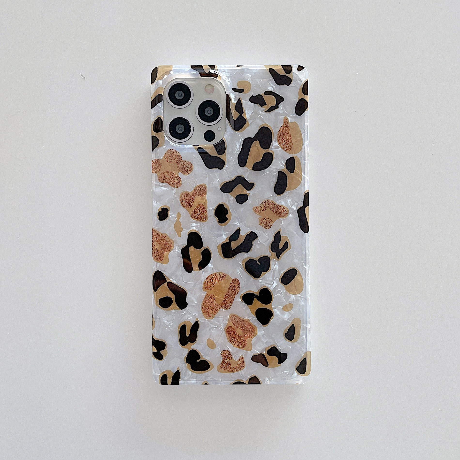 Square Leopard Print Shell Phone Case - Image 5