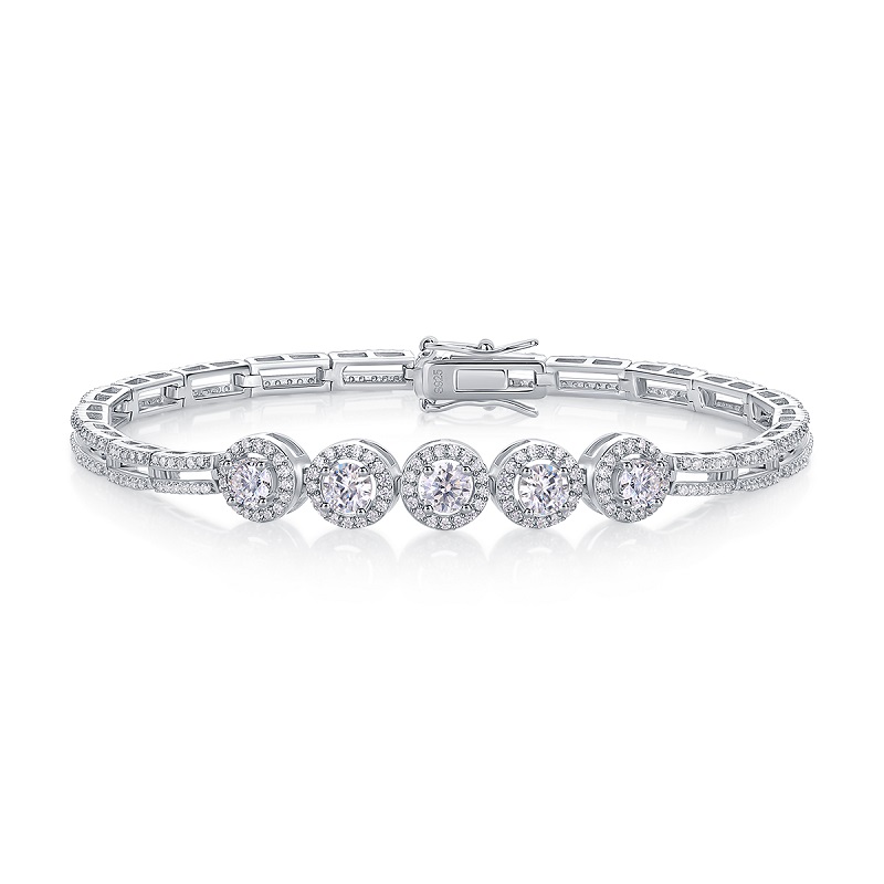 0.3-carat Luxury And Fashionable Light Luxury Trend Jewelry Silver Bracelet Set With Top-quality Moissanite, S925 Silver Electroplated Platinum