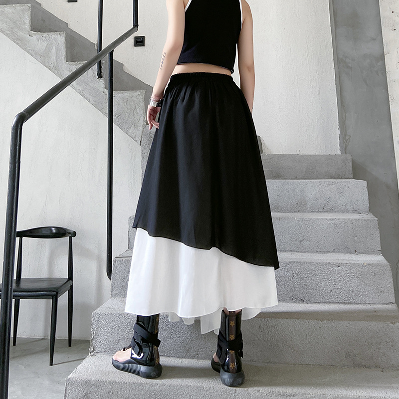 Title 2, Irregular stitching skirt