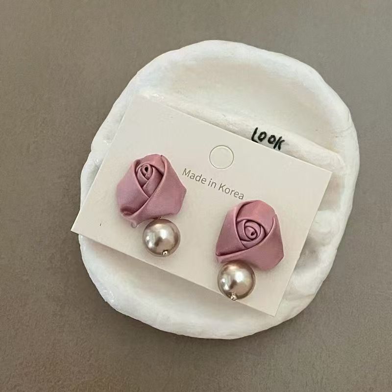 Gentle French Retro Rose Dangle Earrings For Women, Sweet Handmade Fabric With Gold Pearl Elegant Ear Jewelry