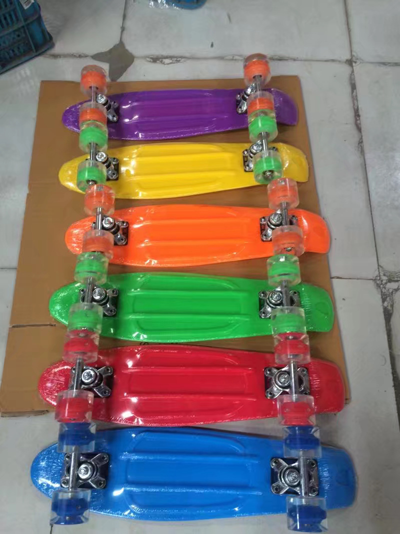 Модное творческое индивидуальное колесо, четырехколесный скейтборд