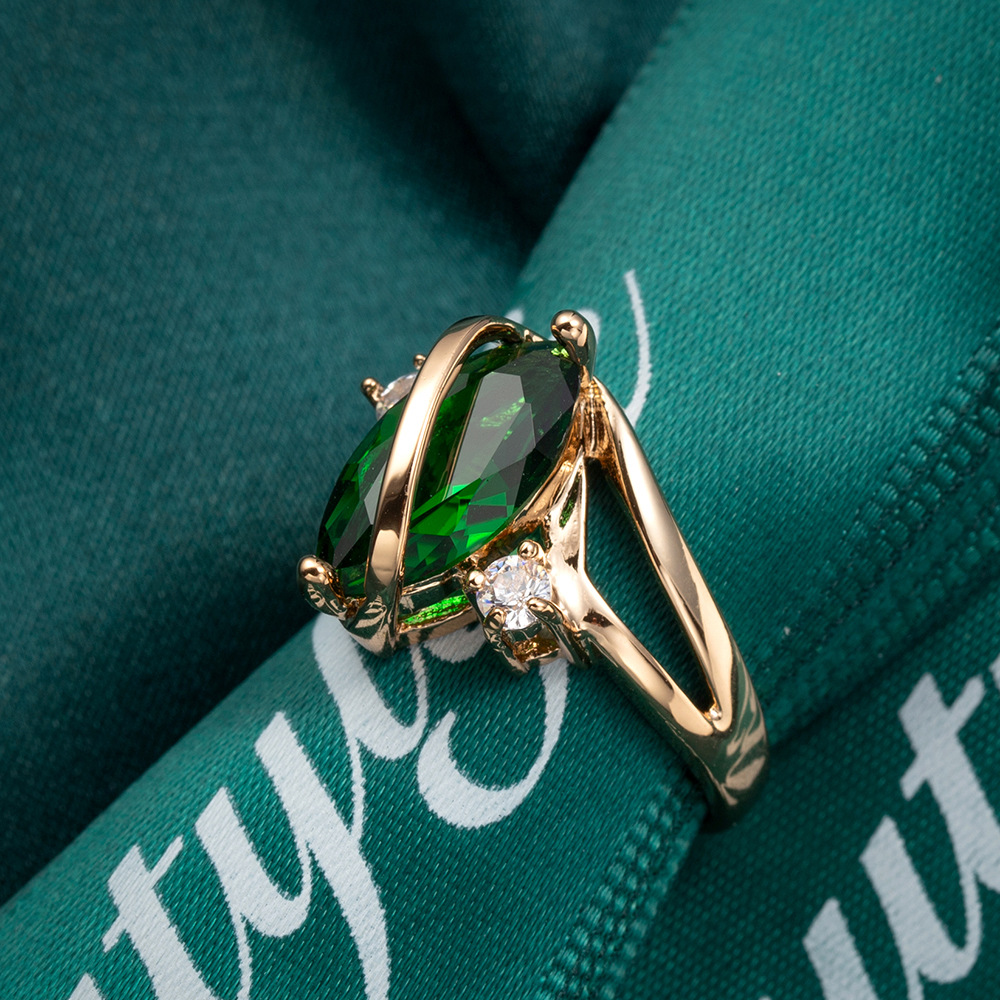 خاتم حجر الزركون عين الحصان من الشركة المصنعة