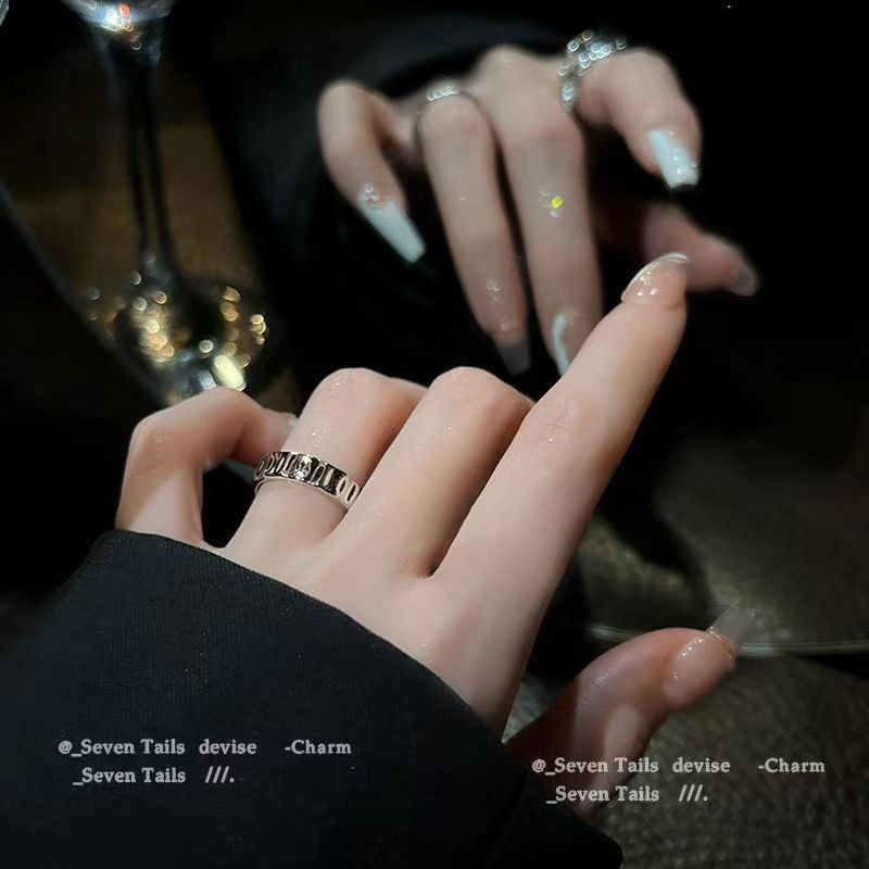 Bague Zircon Noir Irregulière — Style Punk Unique - image 1