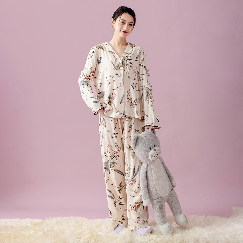 Ladies Fashion Long Sleeved Nightdress Lady