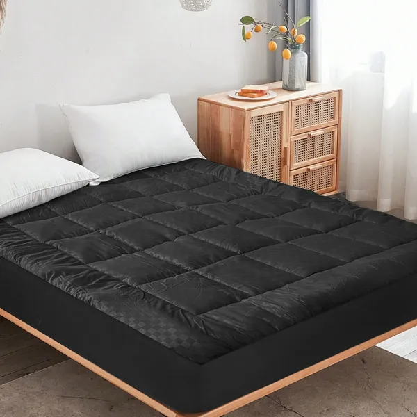 Solid-color Embossed Mattress Bedspread image 3
