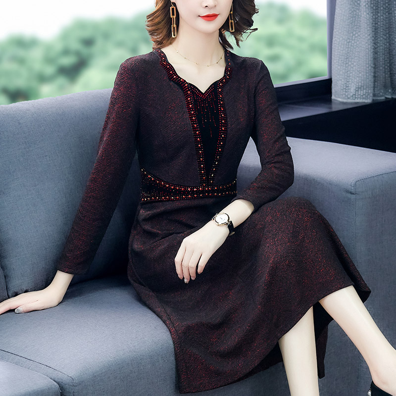 Long-sleeved Dress High-end Western Style Reduces Age Hides Belly And Looks Thin