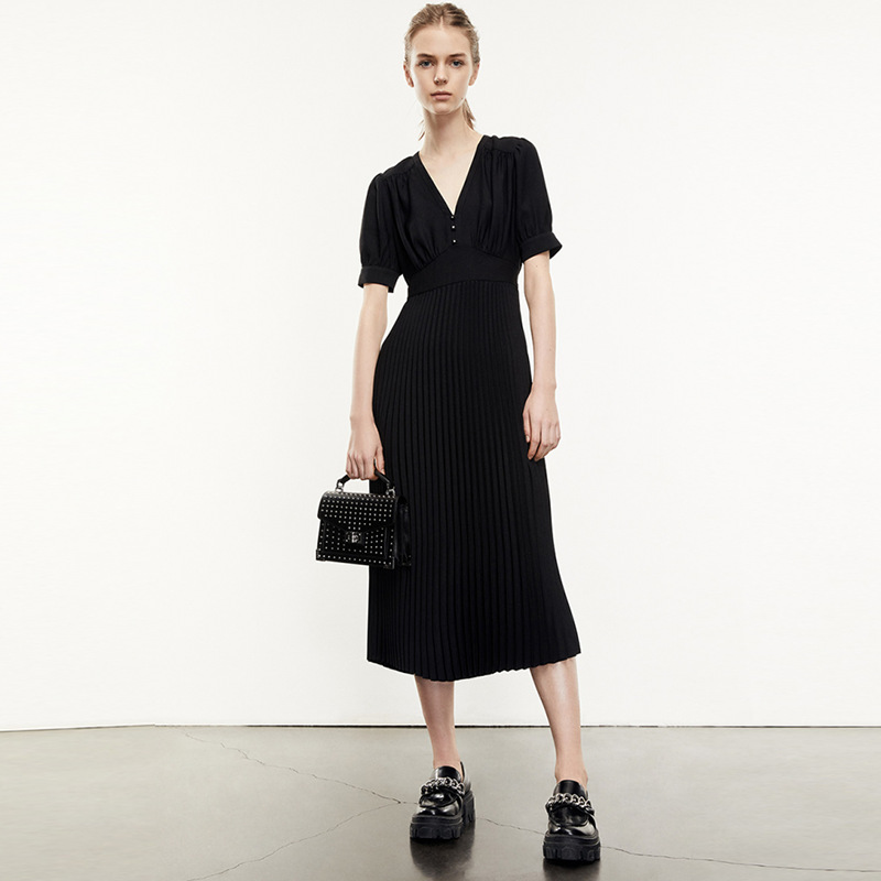 V-Neck Pleated Long Dress, picture 4 of 5