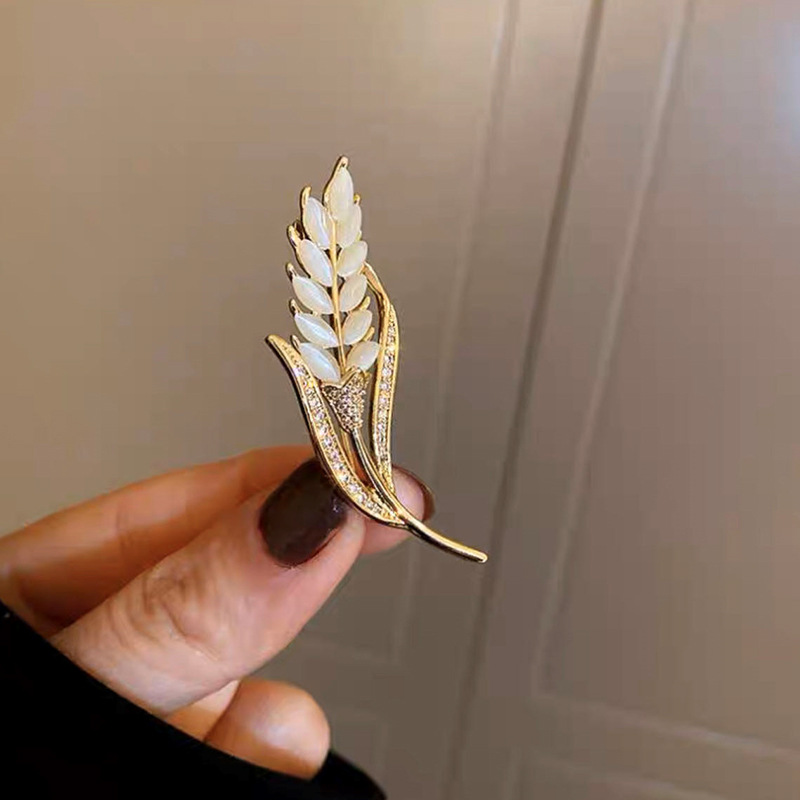 Title 4, Brooch Wheat Corsage Wardrobe Malfunction Proof...