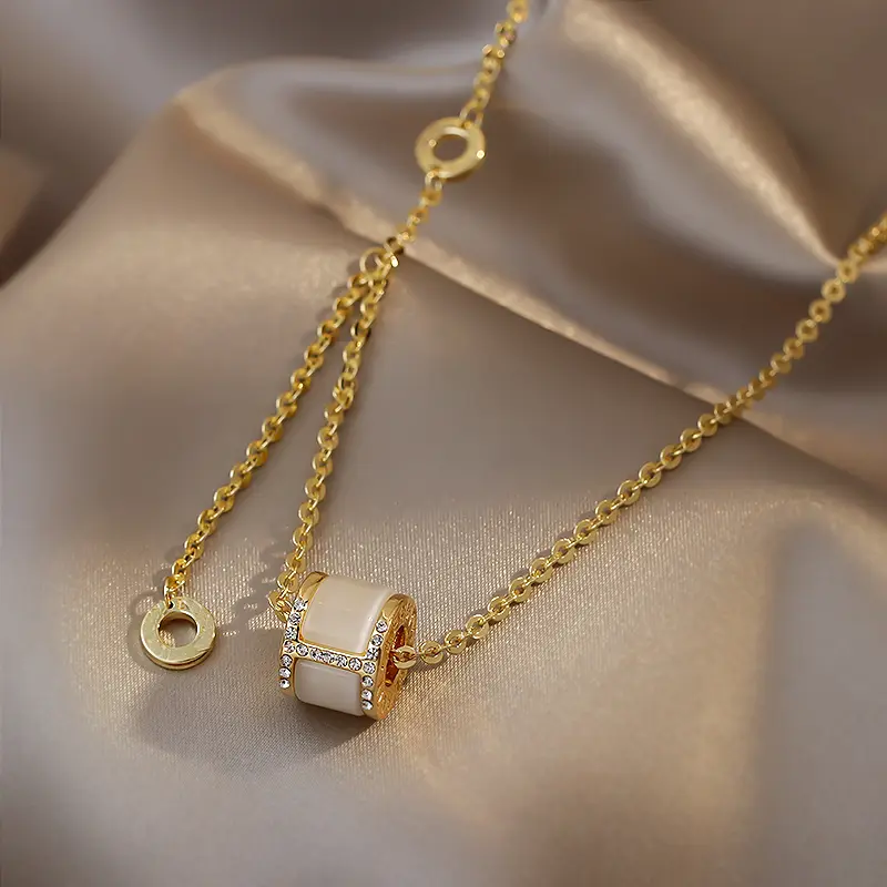 Temperament Small Waist Necklace Female Light Luxury Niche Design Sense Clavicle Chain