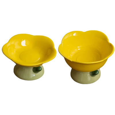 Yellow plate yellow bowl