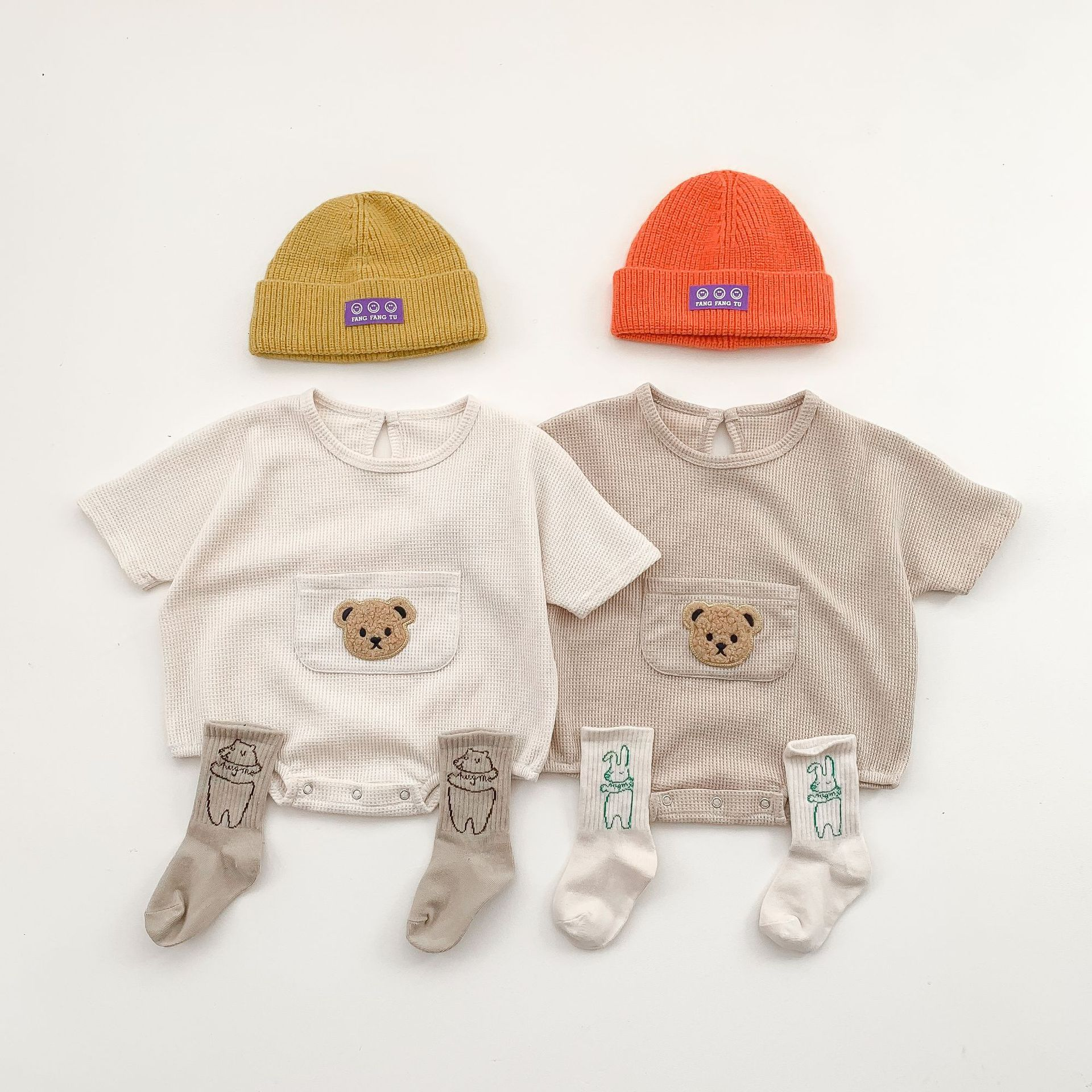 Title 16, Schattige kleine beer baby jumpsuit met korte m...