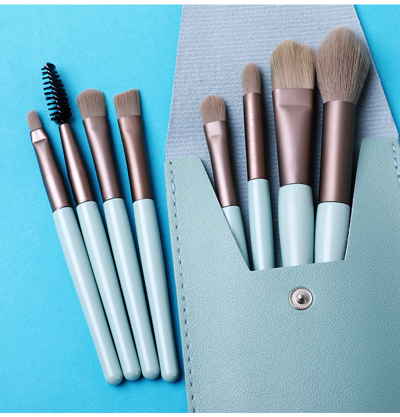 Portable Makeup Brush Soft Hair Makeup Tool Light Blue - Shop at LoveMi