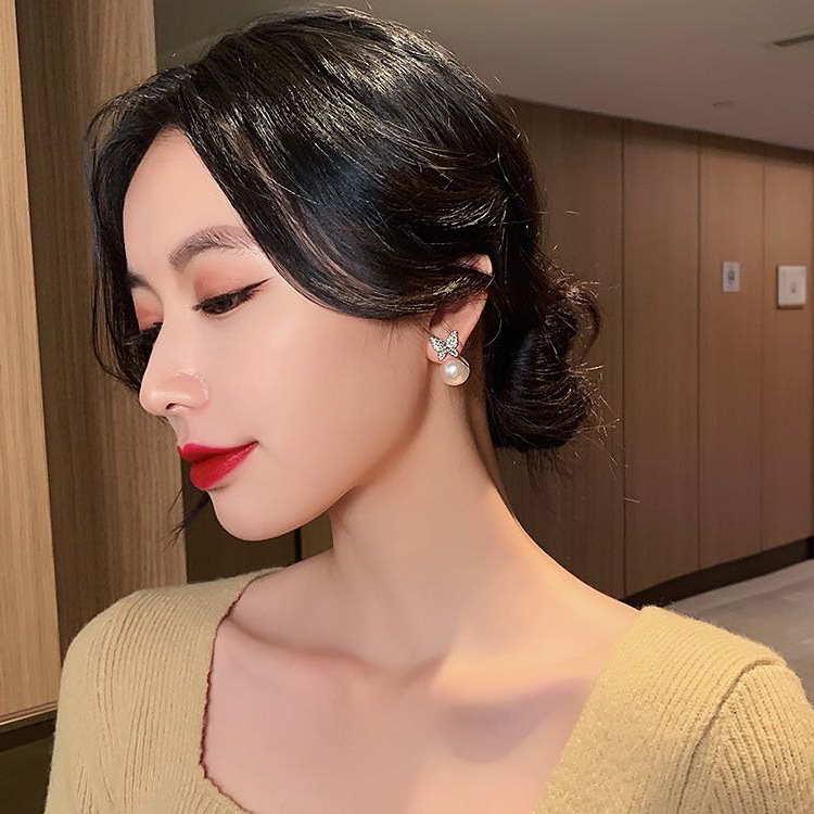 Butterfly Pearl Earrings Female Ins Simple Cute Small Cute Creative Trendy Earrings