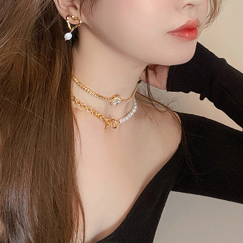 Trendy New Fashion Retro Pearl Laminated Design Sense Necklace