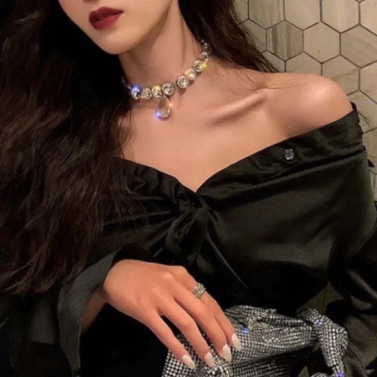 Women's Fashion Crystal Clavicle Chain