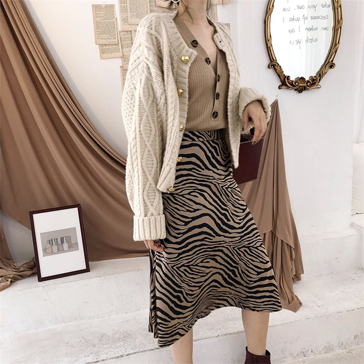 Slouchy Style Thickened Short Knitted Cardigan