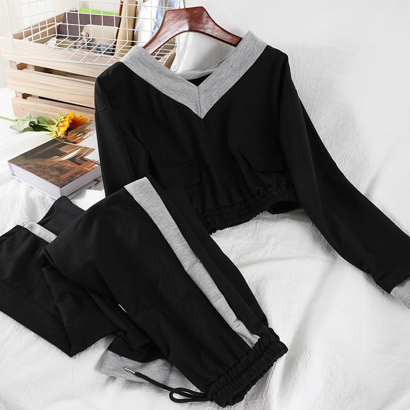 V072 Simple Korean Ins Autumn And Winter New Short V-neck Color Matching Top