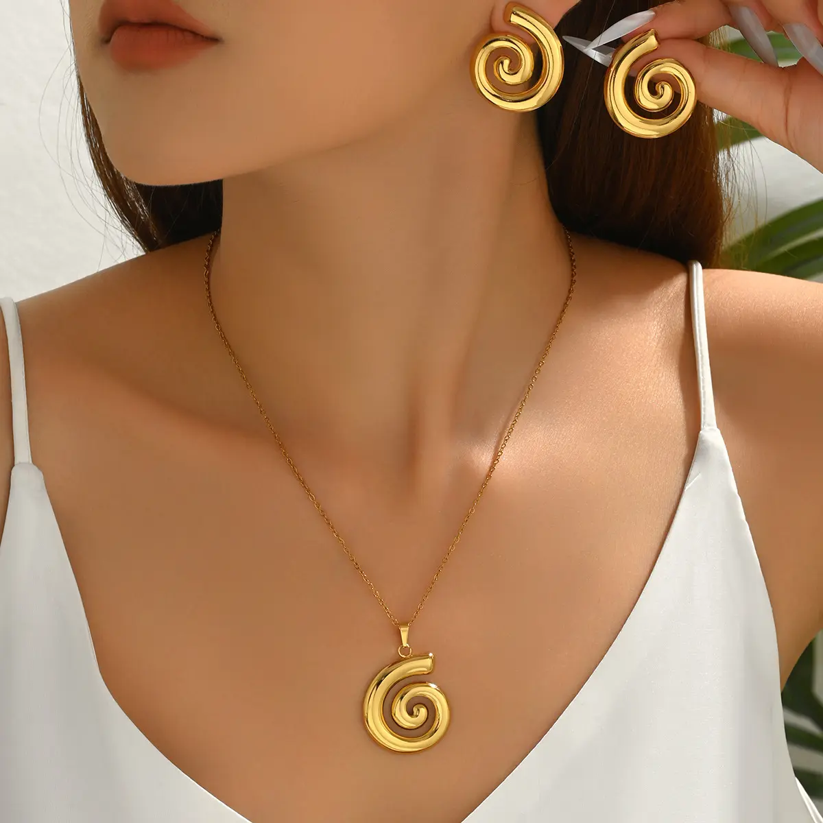 New Trendy European American Women Jewelry Set