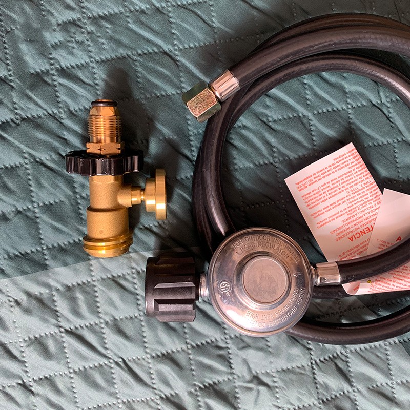 Gas Tank Connection Line With Pressure Reducing Valve