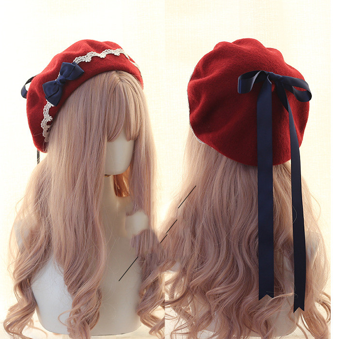 Dark blue bow dark red hat