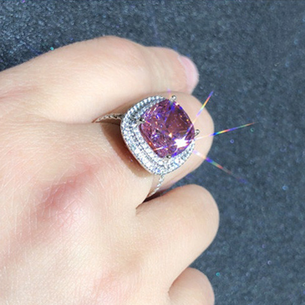 Title 2, Bague carrée élégante en zircon avec micro-sert...