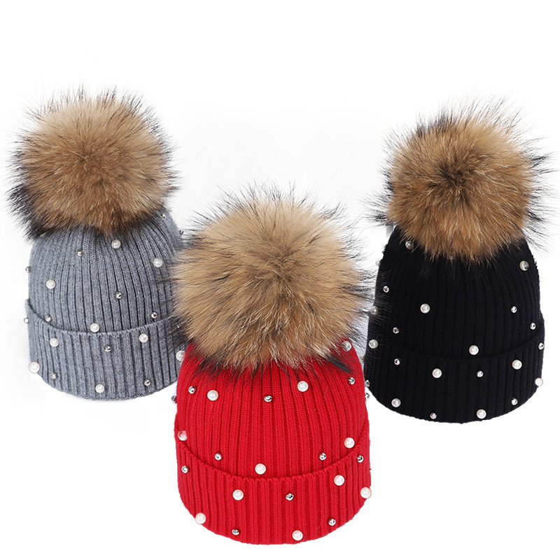 Title 1, Pearl point drill raccoon fur ball hat