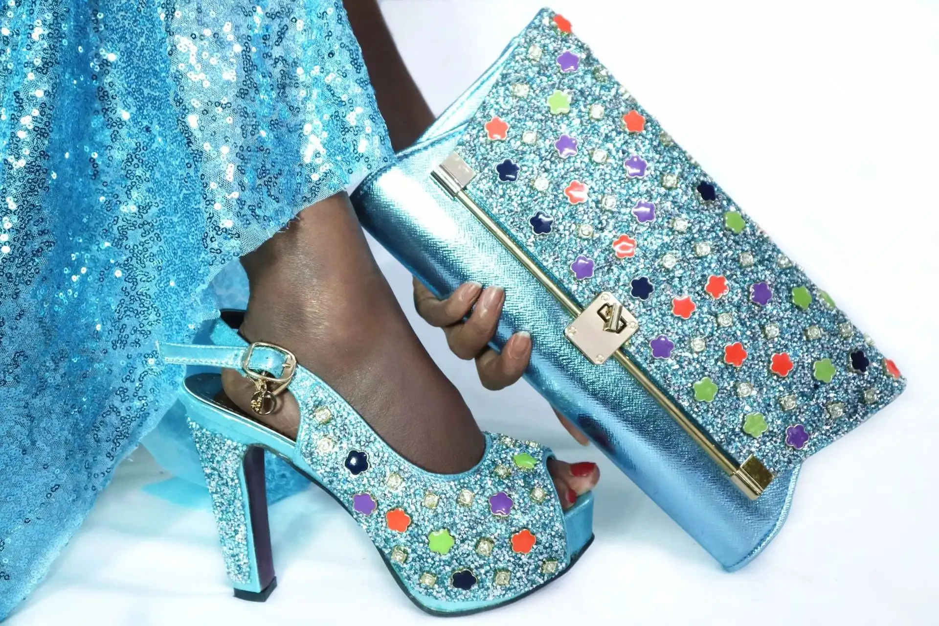 Gold Color Peep Toes High Heels With Clutch Bag For Party