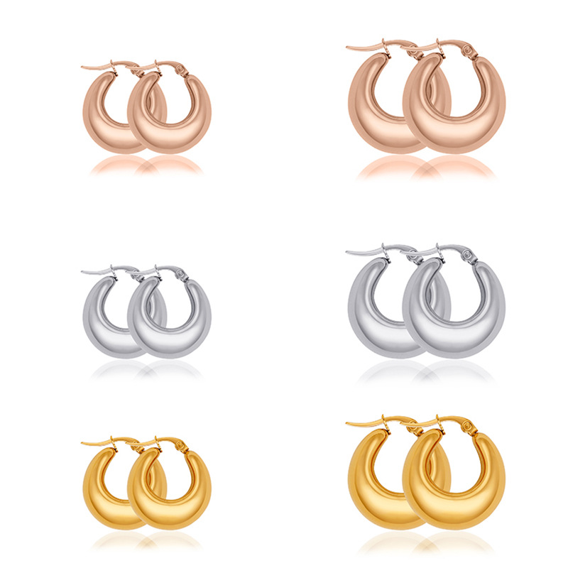 Stainless Steel Circle Short Paragraph Hollow Heart Earrings Men And Women In Europe And The United States 2023 Summer Glossy Spherical Design Titanium Steel Ear Buckle