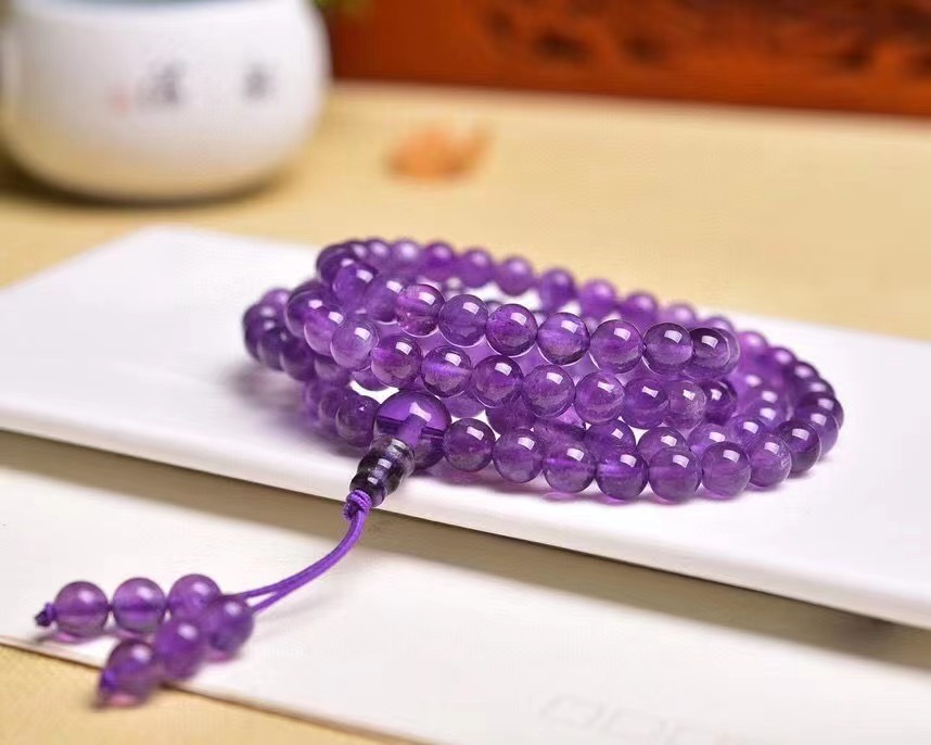 Title 5, Natural Purple Crystal Beads 108 Buddha Bracelet