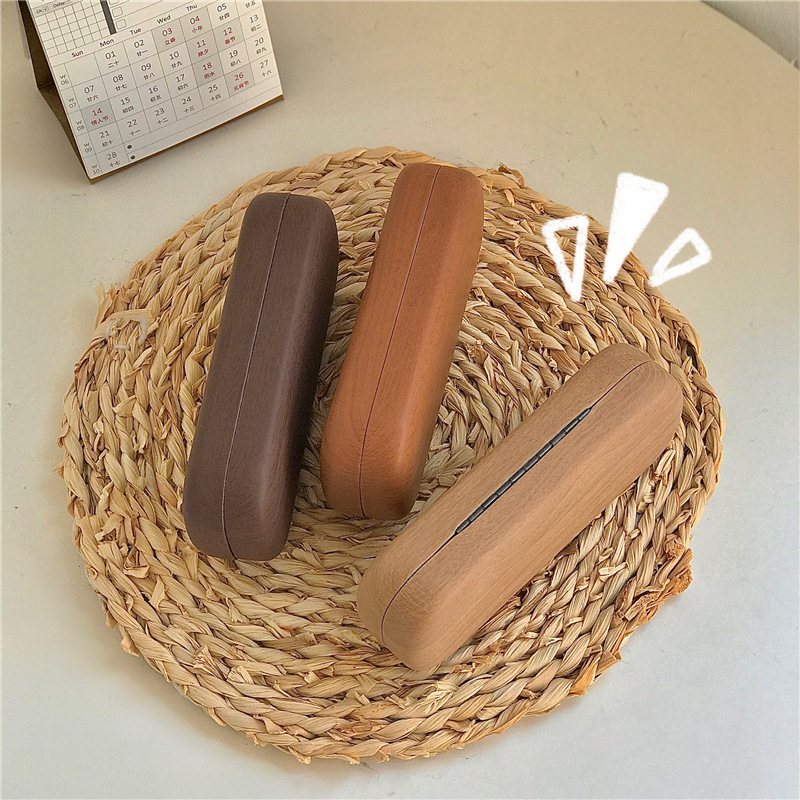 Literary Wood Grain Glasses Case Student