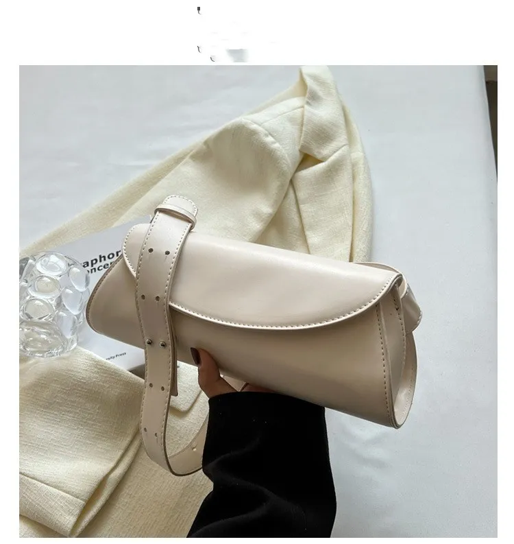 Fashionable And Versatile Cylinder Bag - White