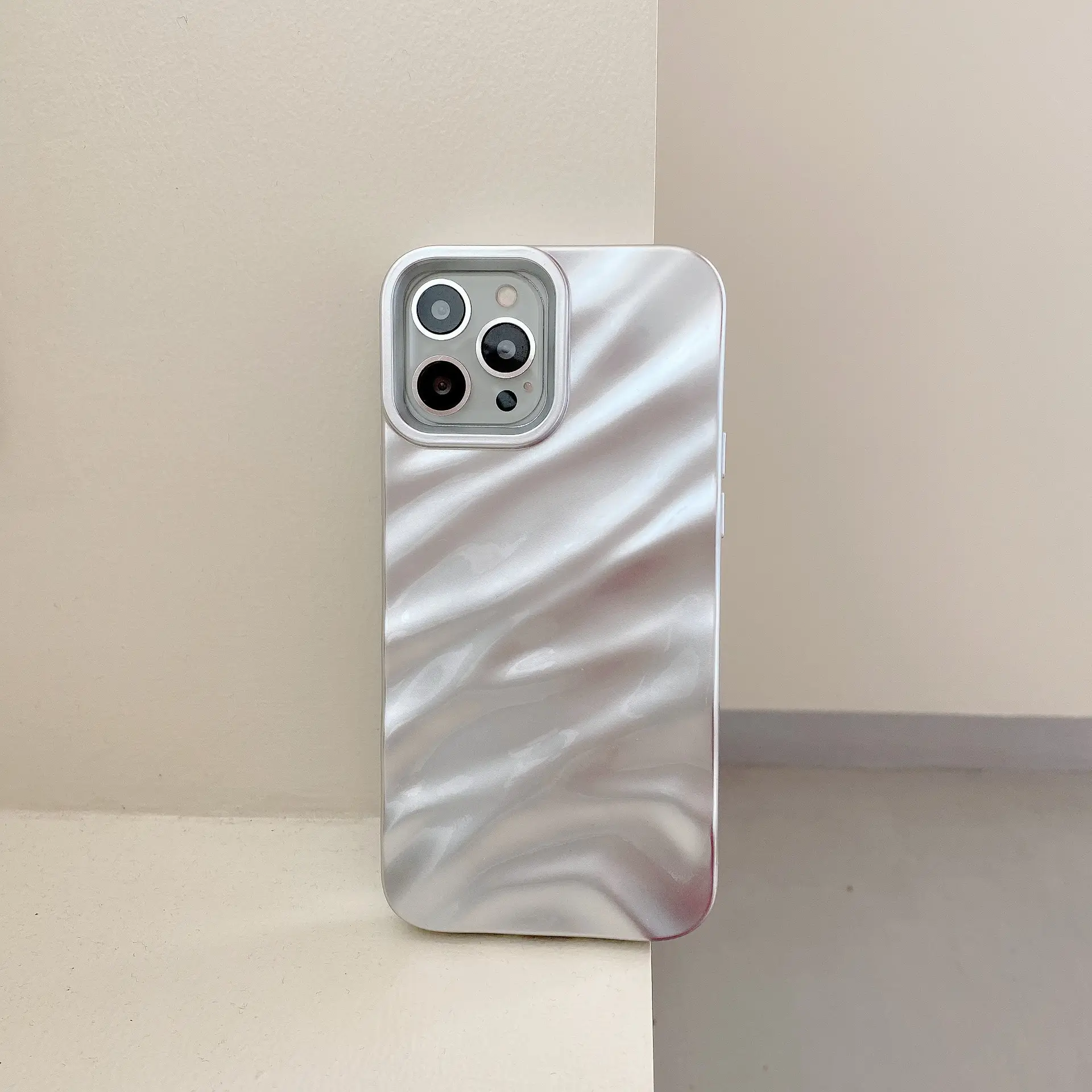 Wave Pattern Anti Drop Plastic Phone Case