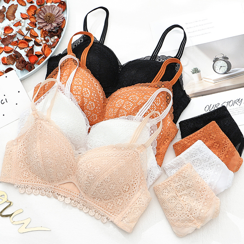 Title 4, Lace comfortable light and soft bra set