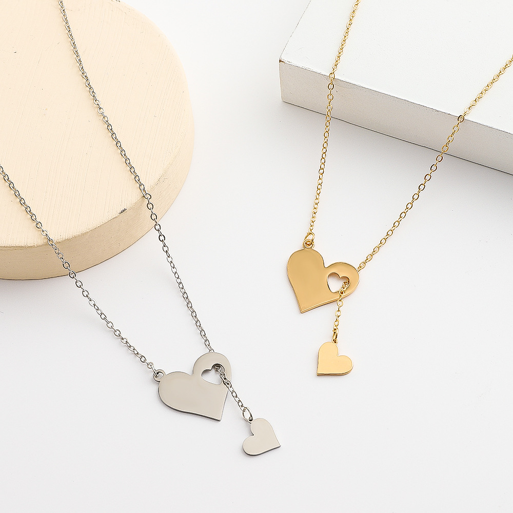 Fashion Hollow Heart Clavicle Chain
